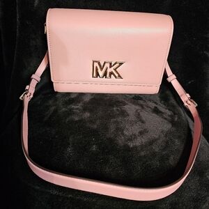 NWT (R$498) Michael Kors Mimi Medium Leather Messenger Bag